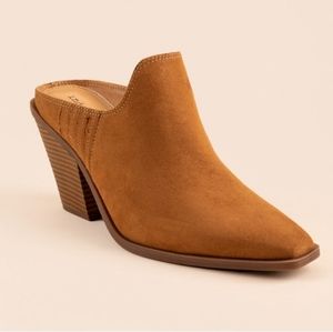 Indigo Rd. Ezria Cognac Mules